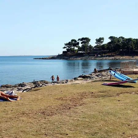 With Parking Space Pomer, Medulin - 7374 Διαμέρισμα *