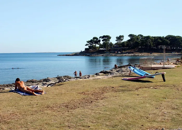 With Parking Space Pomer, Medulin - 7374 Lägenhet *