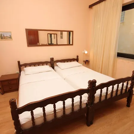 Apartman With Parking Space Pomer, Medulin - 7374 *